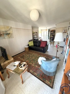 Appartement T3 ou T4 à rénover