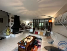 CHARMANTE VILLA FAMILLIALE