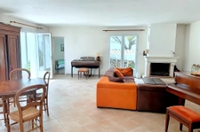 RARE À LA VENTE   MAISON COUP DE COEUR À 1500 M DE LA PLAGE !