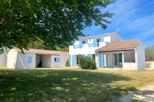 RARE À LA VENTE   MAISON COUP DE COEUR À 1500 M DE LA PLAGE !