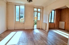 Lot de 3 Maisons / Immeuble