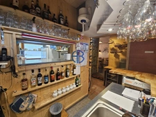 local commercial  restaurant , fond de commerce VALFREJUS