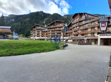 local commercial  restaurant , fond de commerce VALFREJUS