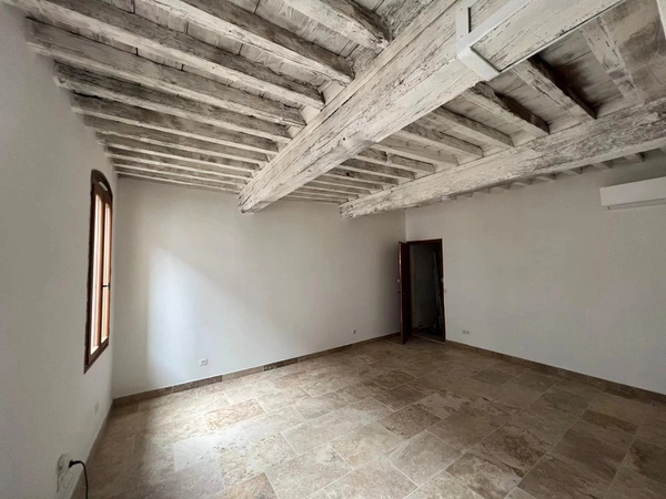 Exclusivité : Appartement rénové à Tarascon
