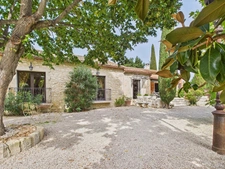 A Vendre : Mas en pierre avec piscine à Molleges