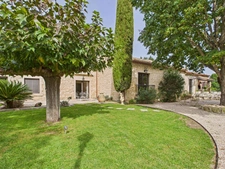 A Vendre : Mas en pierre avec piscine à Molleges