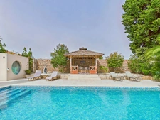 A Vendre : Mas en pierre avec piscine à Molleges