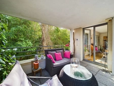 PARIS XVII - RUE MARGUERITE LONG - CHARMANT 3P AVEC TERRASSE AU CALME ET BAIGNE DE LUMIERE