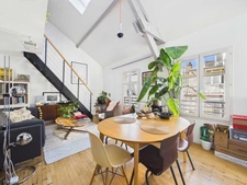 PARIS XVIII - GRANDES CARRIERES - 4P SEJOUR CATHEDRALE - LUMINEUX