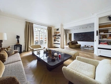 PARIS XVI - HENRI MARTIN - 6 PIECES + BALCON + POSSIBILITE STUDIO