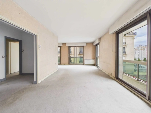 PARIS XVII - SAUSSURE -  5 PIECES AVEC BALCON ET BOX A VENDRE