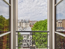 PARIS XI - CHARMANT 5 PIECES EN DUPLEX AUX DERNIERS ETAGES DANS LA MAGNIFIQUE CITE JOLY !!!