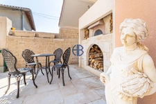 Maison Charnecles 6 pièce(s) 302 m2