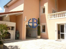 Maison Charnecles 6 pièce(s) 302 m2