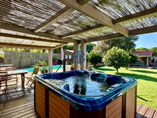 GRAU D'AGDE-MAISON 4 FACES AVEC PISCINE ET DEPENDANCES