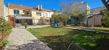 Quartier Mairie -Maison T6 entièrement rénovée avec jardin et garage