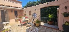 MONTADY - VILLA AVEC DEPENDANCE SUR UN TERRAIN ARBORE