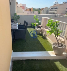 CAP D'AGDE CENTRE PORT DERNIER ETAGE T5 AVEC TERRASSE