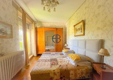 Longère de caractère unique à Faverges De La Tour 318 m2