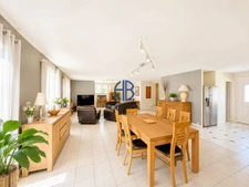 Maison Saint Geoire En Valdaine 7 pièce(s) 210 m2