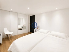 À vendre ! Magnifique maison mitoyenne entièrement rénovée ? 3 chambres ? Grand garage ? Environ 110 m² habitables