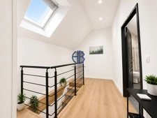 À vendre ! Magnifique maison mitoyenne entièrement rénovée ? 3 chambres ? Grand garage ? Environ 110 m² habitables