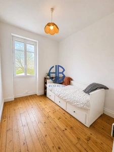 Maison Rénovée avec  charme  145 m²  à Faverges de la Tour