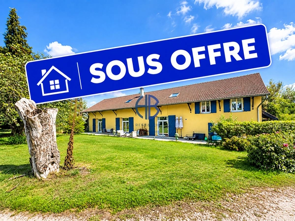 Maison Faverges De La Tour 7 pièce(s) 318 m2