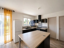 Maison Les Abrets En Dauphine 4 pièce(s) 90 m2