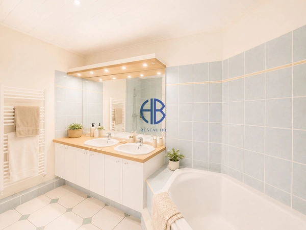 Maison de caractère 210 m² avec piscine intérieure ? Coup de coeur assuré !