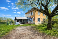 Maison Faverges De La Tour 5 pièce(s)