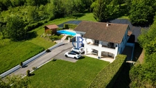 Maison Cessieu 7 pièce(s) 160 m2