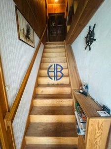 Maison en pisé à rénover entièrement avec grange et jardin  466 m² de terrain