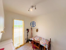 Plain-pied 4 chambres , terrain constructible PISCINE