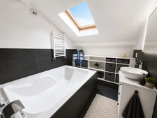 Duplex de charme de 103 m² en plein coeur de La Tour-du-Pin ? Garage, vue dégagée et prestations de qualité