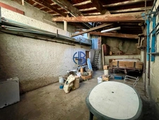 Maison de village à fort potentiel 226 m² habitables + 110m² dépendance + combles aménageables