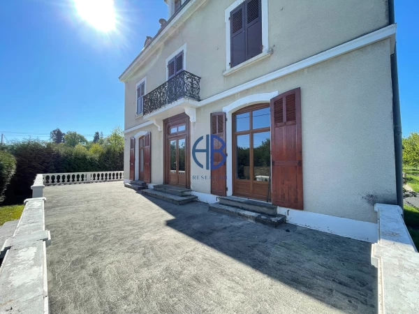 Propriété d'exception 300m²