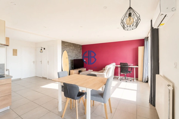 Appartement Saint Laurent De Mure 4 pièce(s) 80 m2