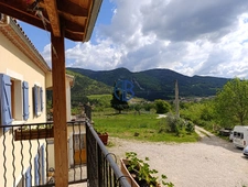 MAISON AVEC GARAGES de  133 M2