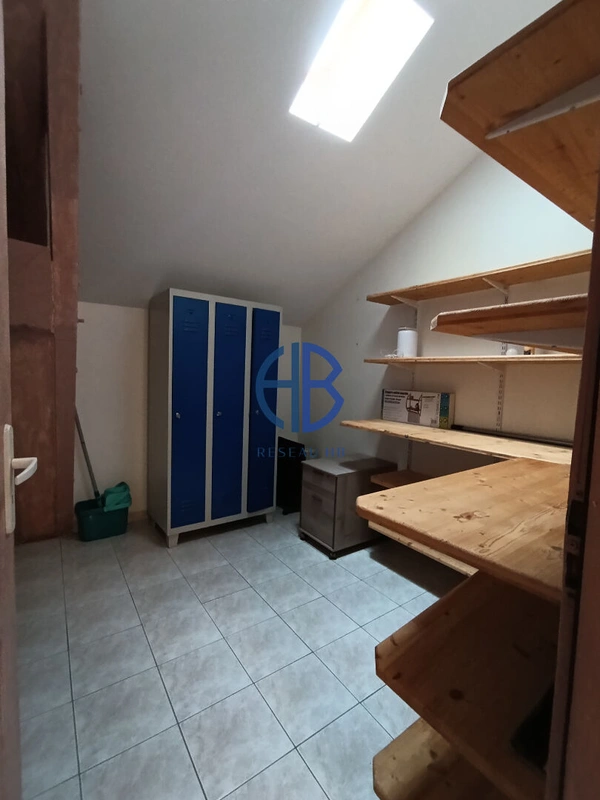 Appartement 4 pièces, dans résidence sécurisée avec parking privatif