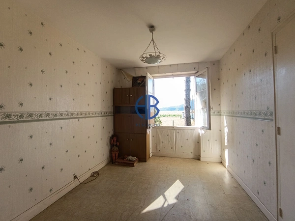MAISON A RENOVER 3 CH 630 M2 de terrain