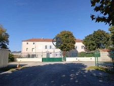 Appartement 4 pièces, dans résidence sécurisée avec parking privatif