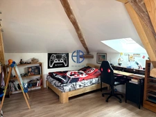 Belle maison familliale avec terrain, 185 m2 au sol, (154 m2 carrez)