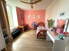 Belle maison familliale avec terrain, 185 m2 au sol, (154 m2 carrez)