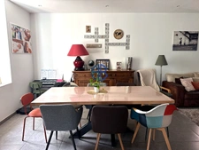Belle maison familliale avec terrain, 185 m2 au sol, (154 m2 carrez)