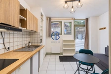 LA TRONCHE ? SPÉCIAL INVESTISSEUR : APPARTEMENT, LOCAL COMMERCIAL ET GARAGE DOUBLE