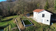 Maison 186 m² - 4 à 5 chambres - 6 587 m² de terrain - Calme absolu  (38260)