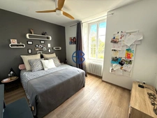 Belle maison familliale avec terrain, 185 m2 au sol, (154 m2 carrez)