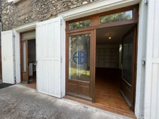 APPART DEUX PIECES RENAGE + TERRASSE + 1 PLACE DE PARKING