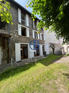 Appartement Renage 4 pièce(s) 108 m2 + jardin + place privative
